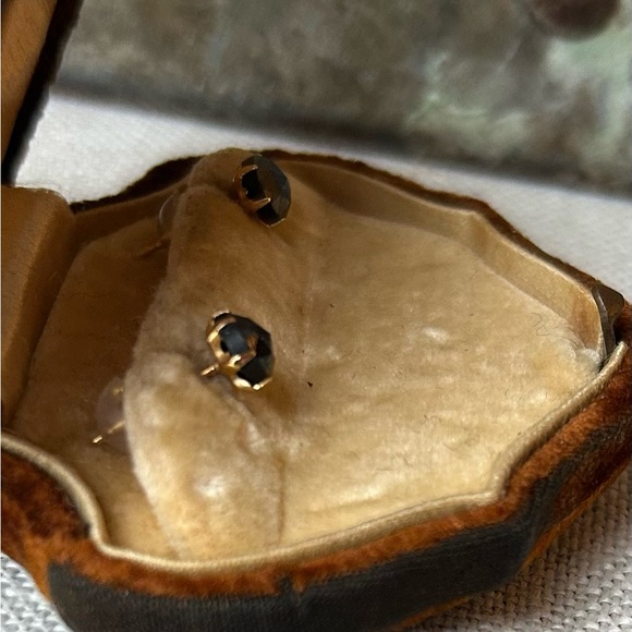 14k 1ct Natural Black Diamond Studs - Picture 4 of 8